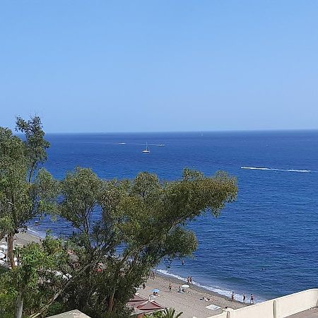Apartamento En Primera Linea De Playa B Centro De 马尔韦利亚 外观 照片