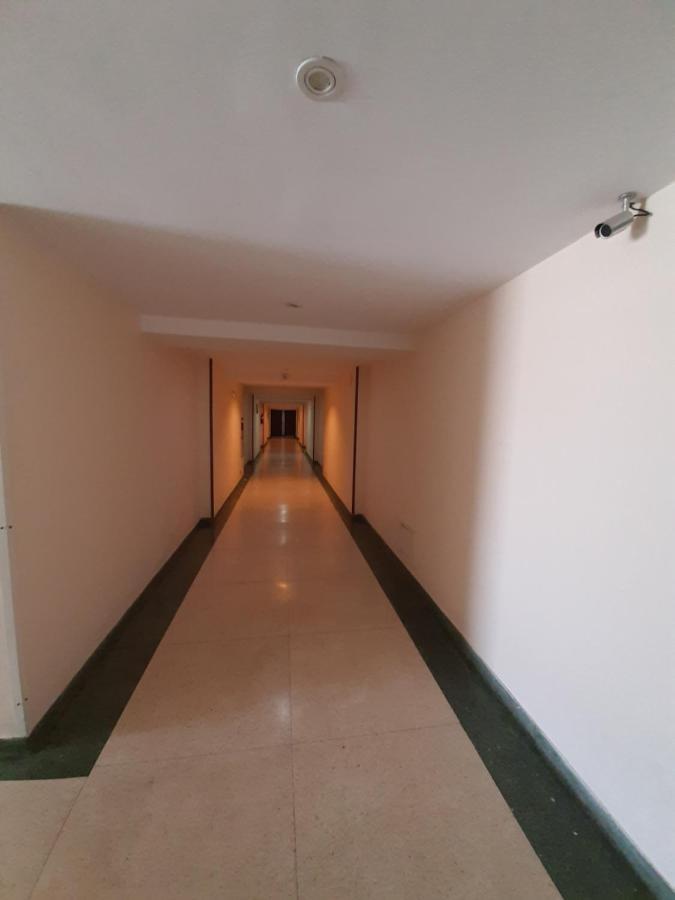 Apartamento En Primera Linea De Playa B Centro De 马尔韦利亚 外观 照片
