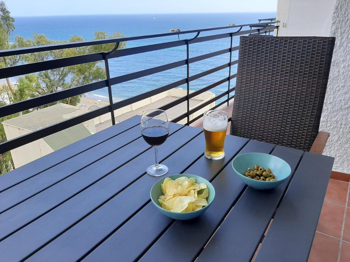 Apartamento En Primera Linea De Playa B Centro De 马尔韦利亚 外观 照片