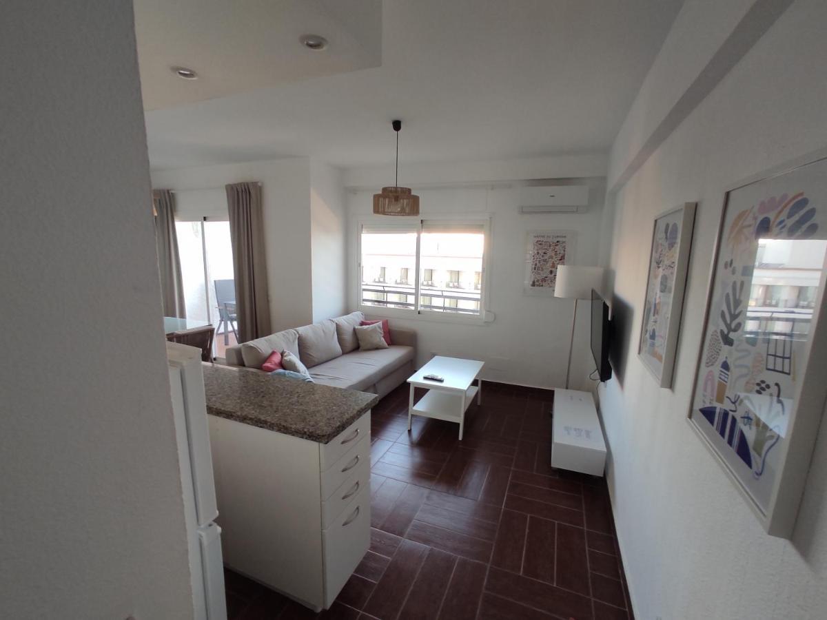 Apartamento En Primera Linea De Playa B Centro De 马尔韦利亚 外观 照片
