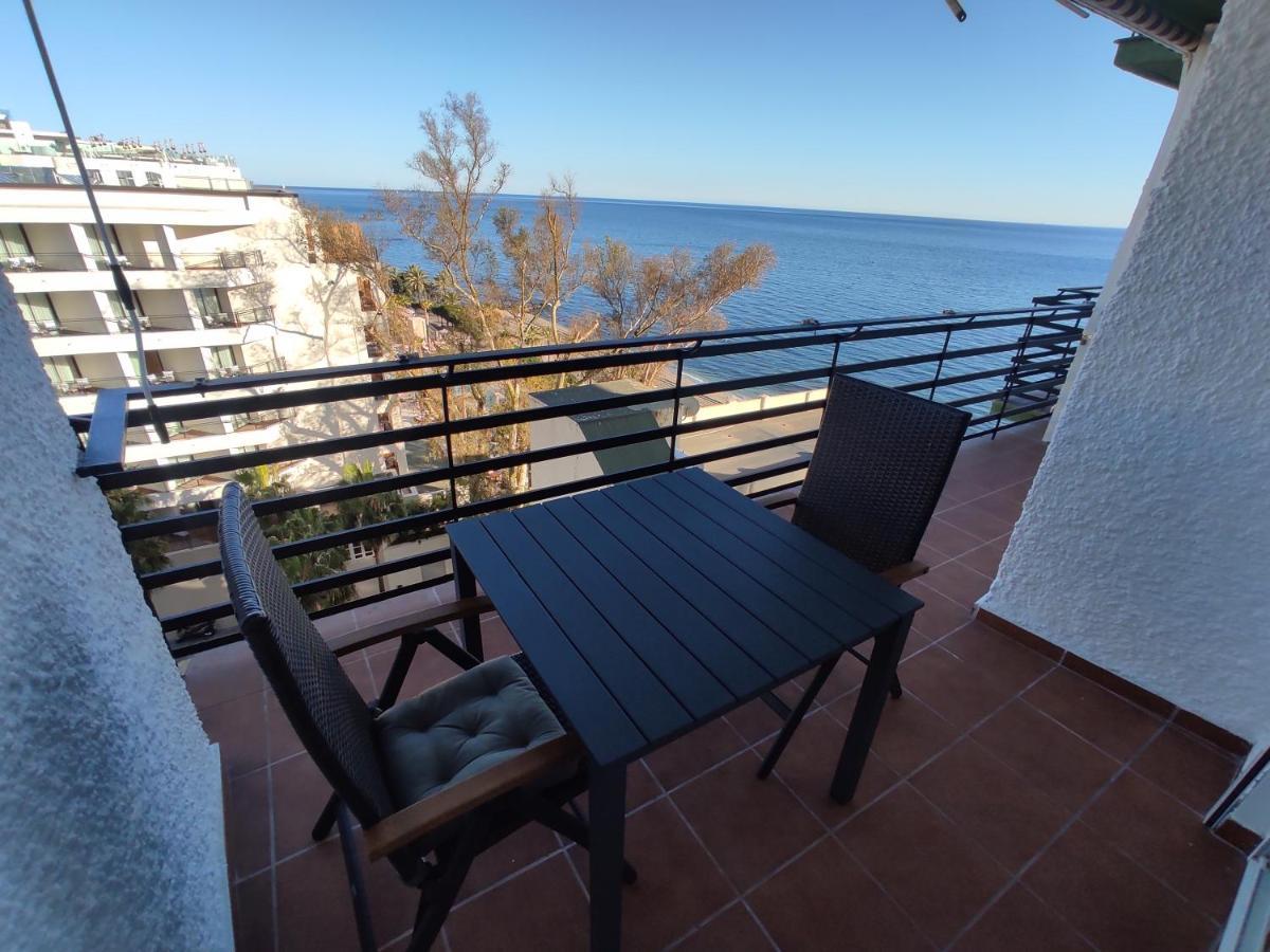 Apartamento En Primera Linea De Playa B Centro De 马尔韦利亚 外观 照片