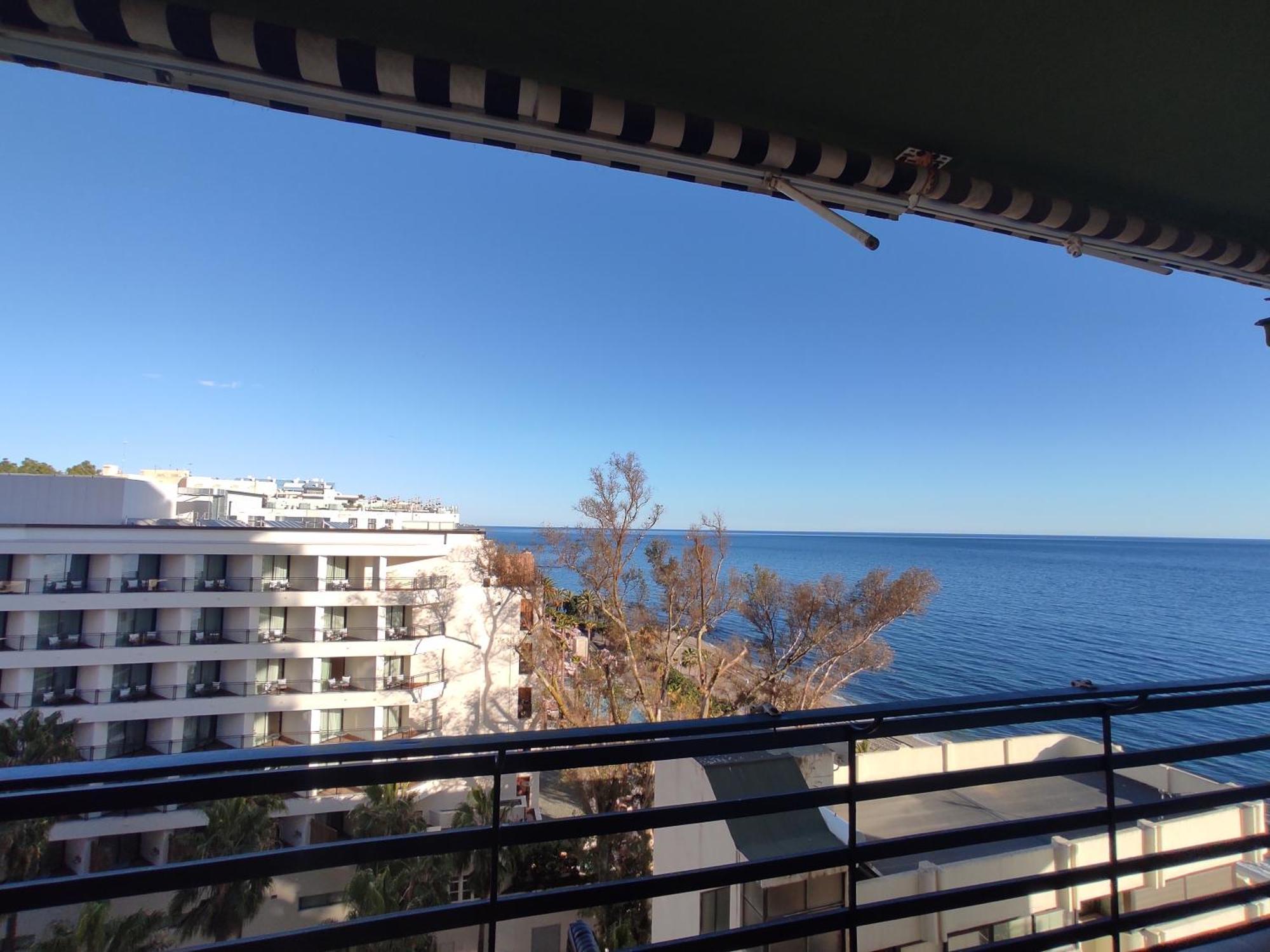Apartamento En Primera Linea De Playa B Centro De 马尔韦利亚 外观 照片